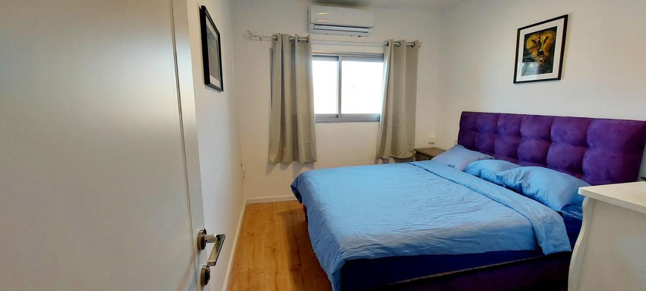 Eilat Octopus Apartment - אילת אוקטופוס -שני חדרים וסלון, בריכה בקיץ Exterior photo